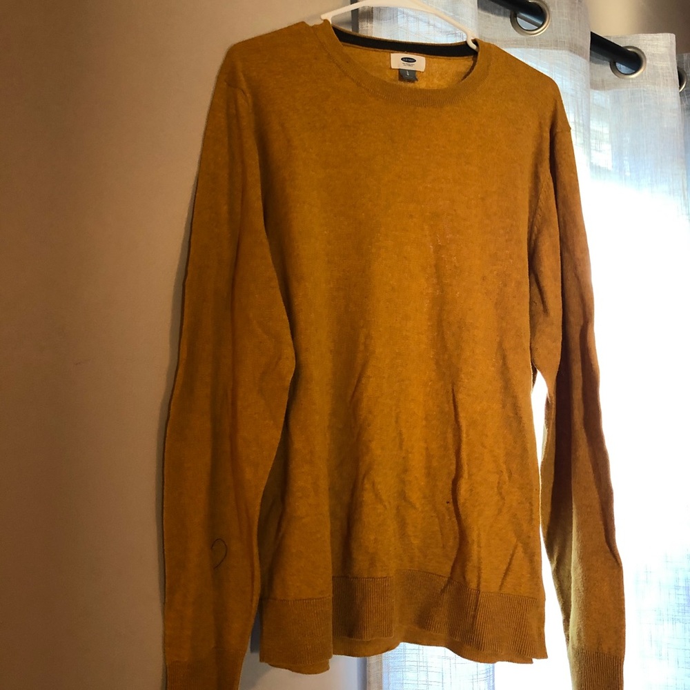 Old Navy Mustard Yellow Men’s Sweater